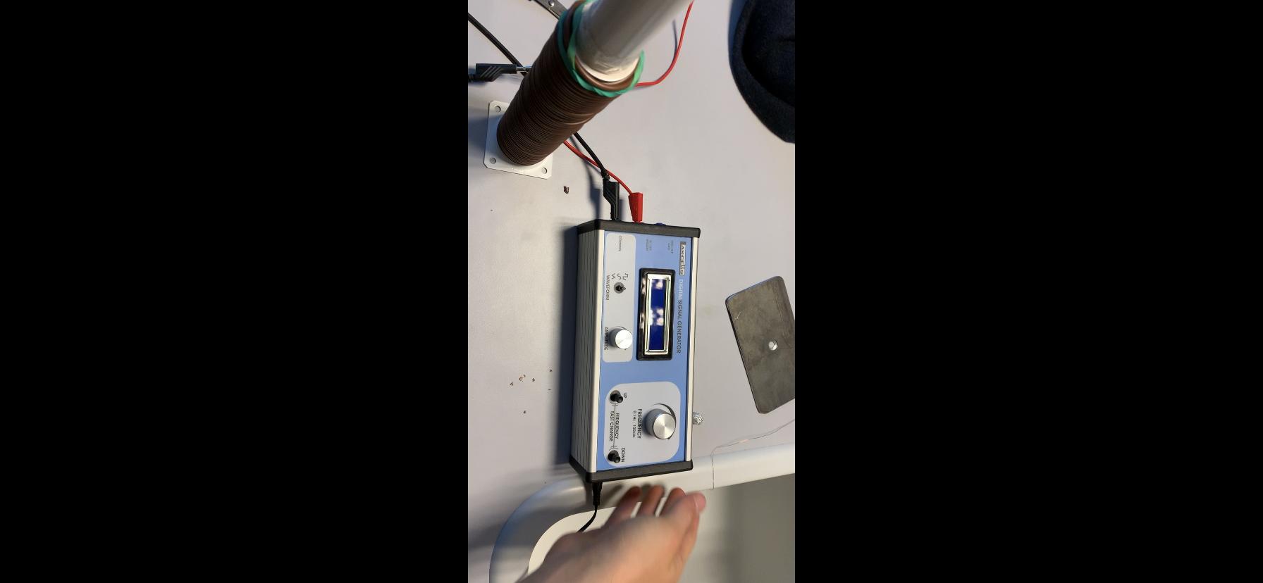 produces sound from hollow pipe