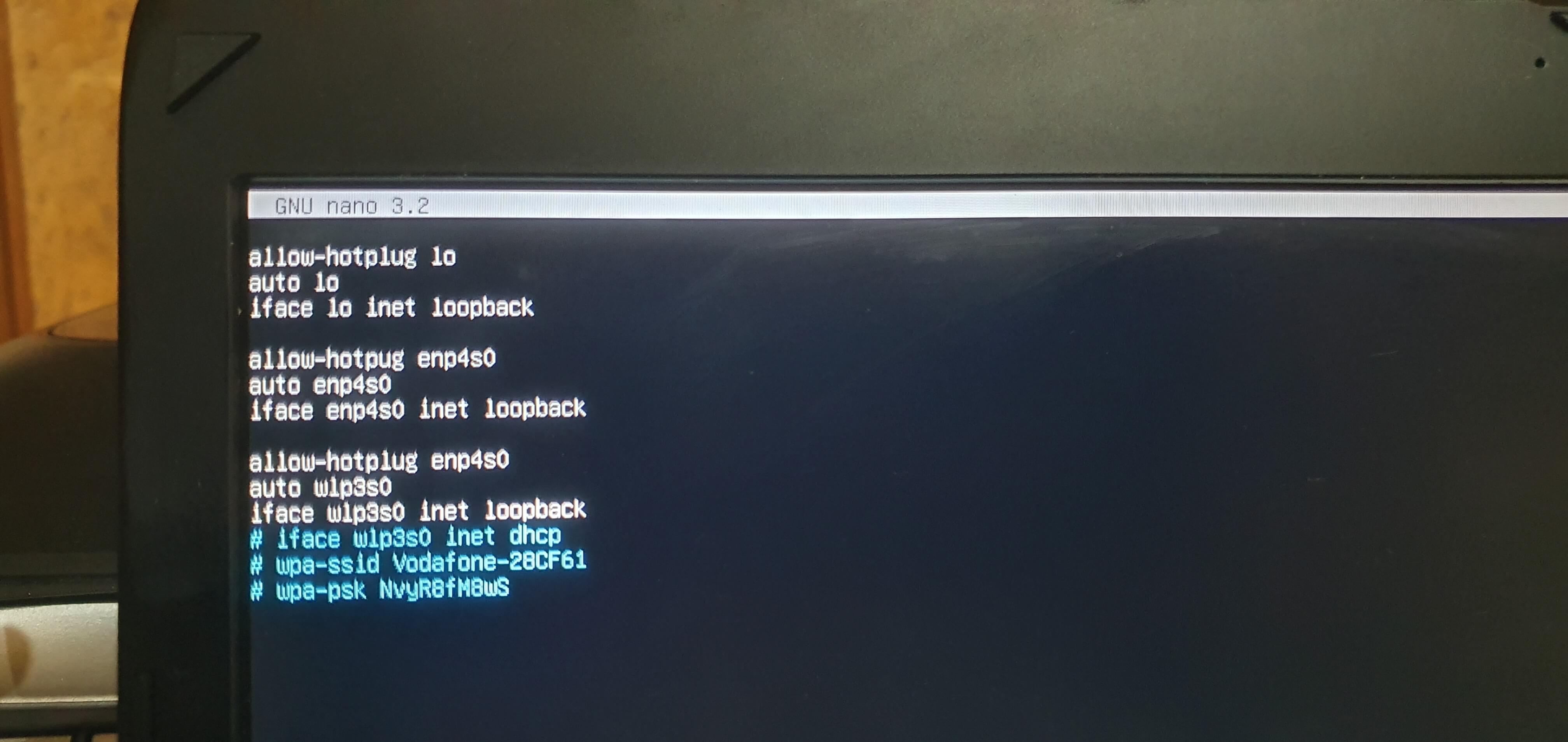 networking Ubuntu server (version 19) not detecting cable