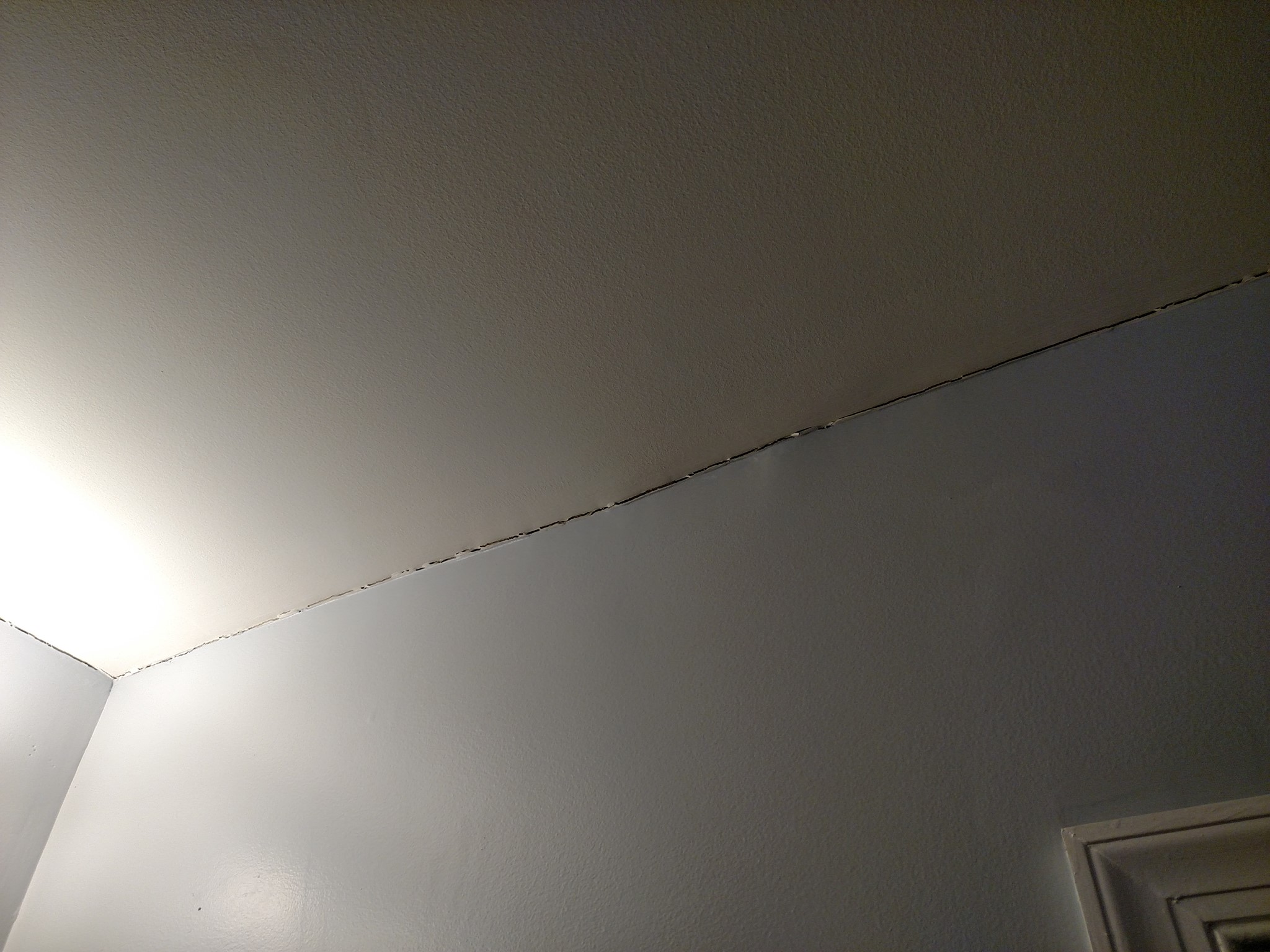 Why Does My Ceiling Keep Cracking Wallpaper Wiggins