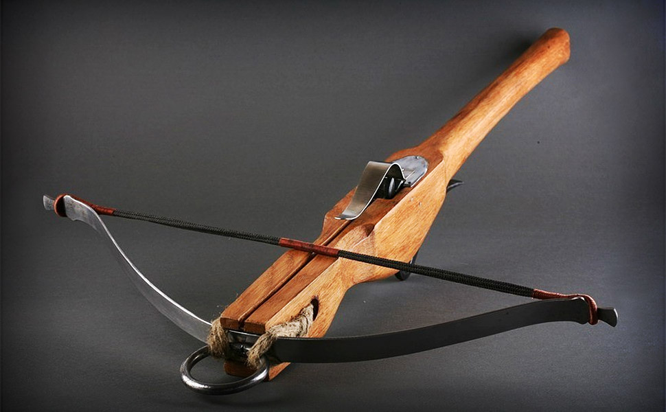 military Why did only the English adopt, evolve and use the longbow