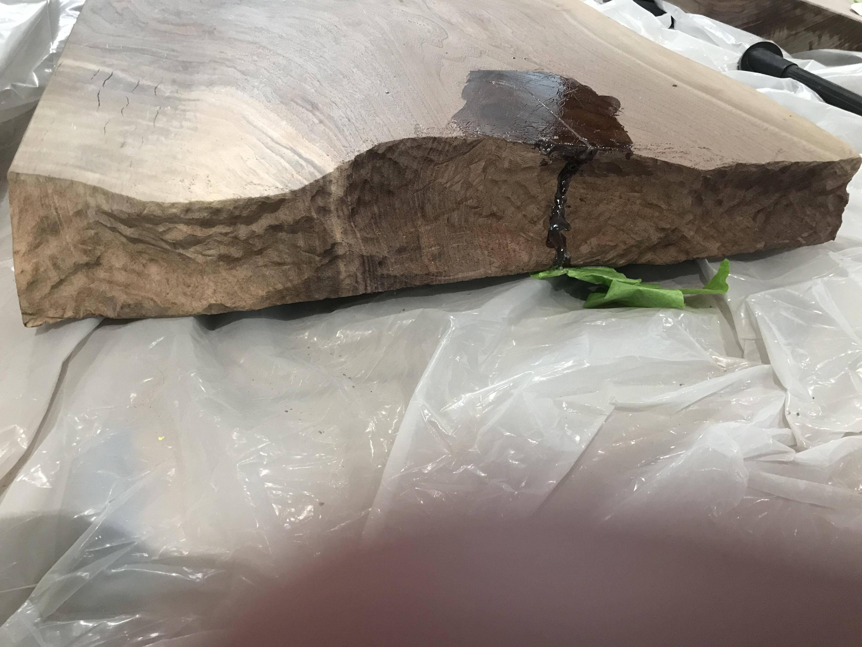 woodworking What is the proper way to sand live edge piece of wood in