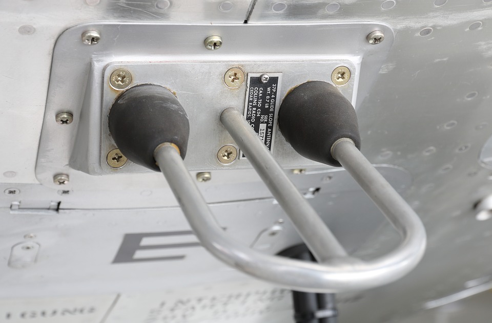Glide Slope Aircraft Antenna Identification Valuable Tech Notes