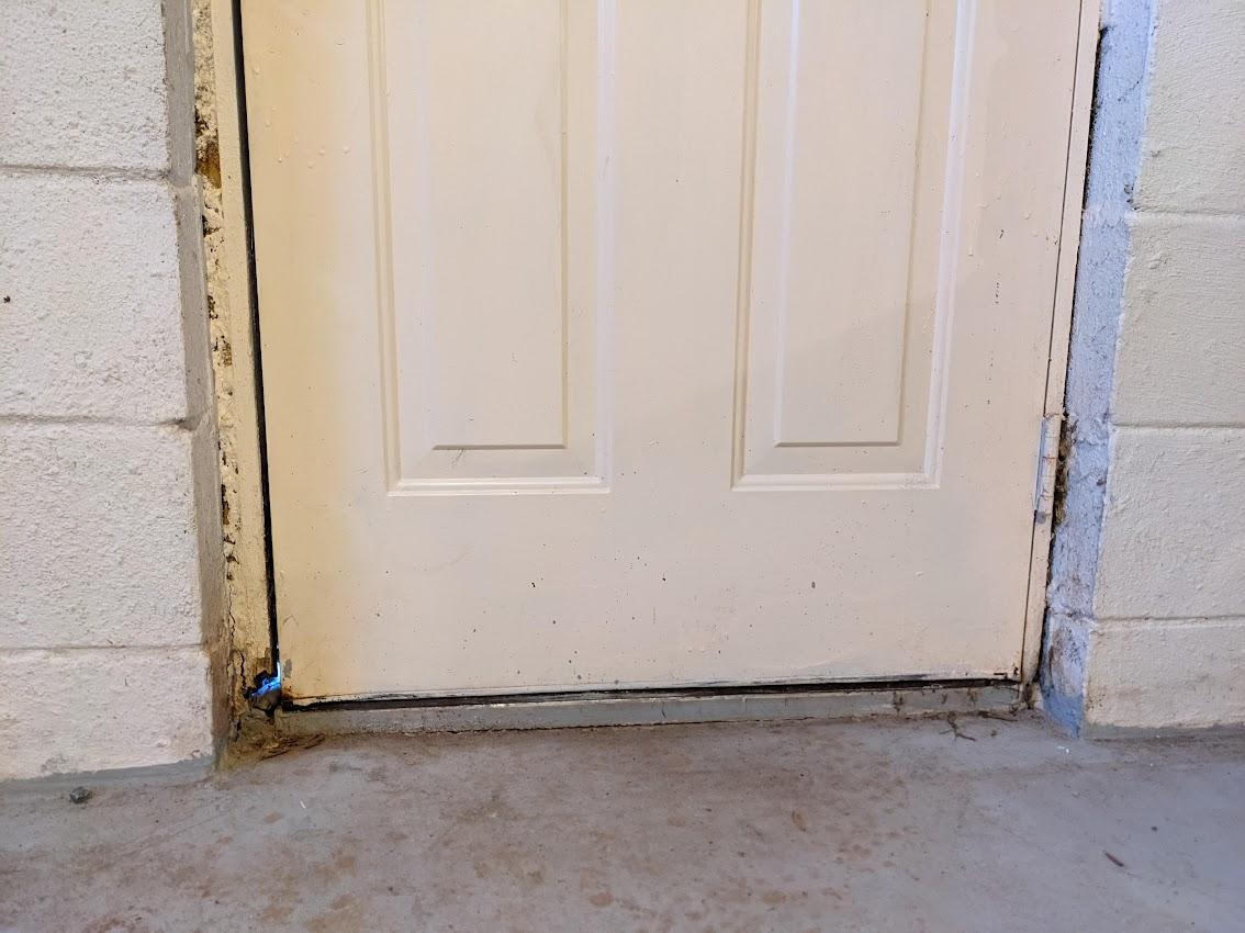 framing Which way is best to reframe/reinstall this door? Does it