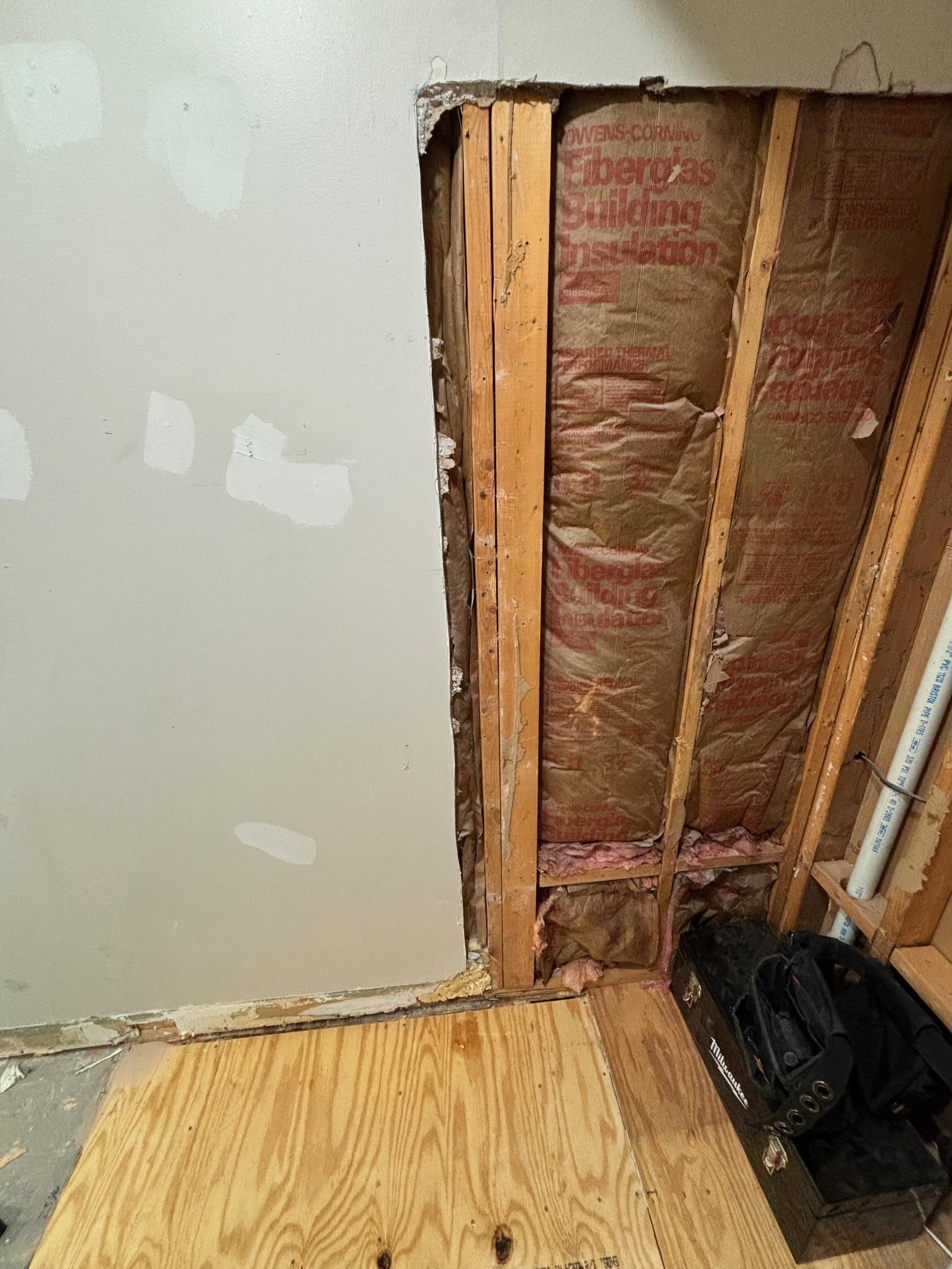 bathtub Where should I transition from CBU to drywall on the walls of