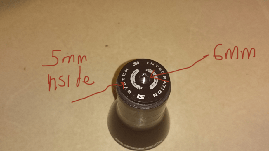 Headset wobble after tightening Bicycles Stack Exchange