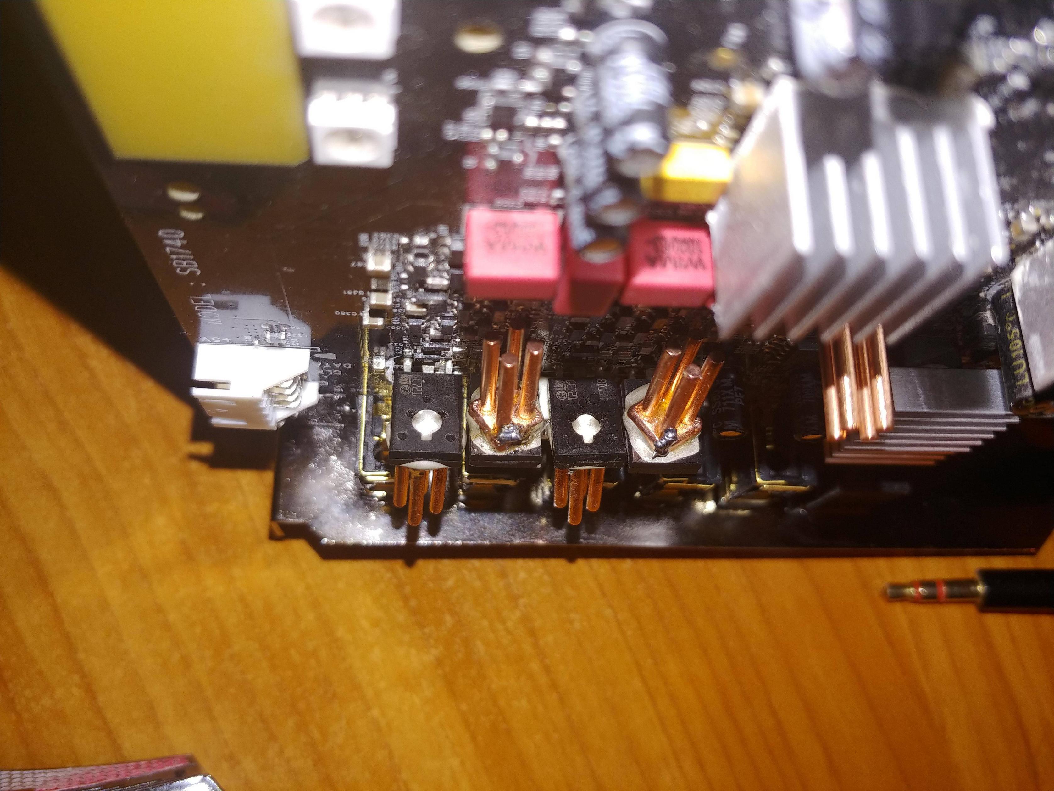 High vs Low audio transistor hFE (DC Current Gain). Which is better