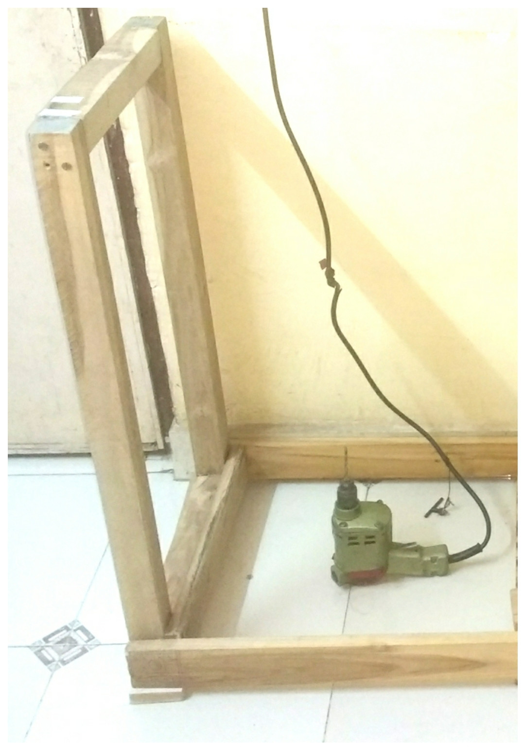 glue Guess How much Weight the table can hold Woodworking Stack