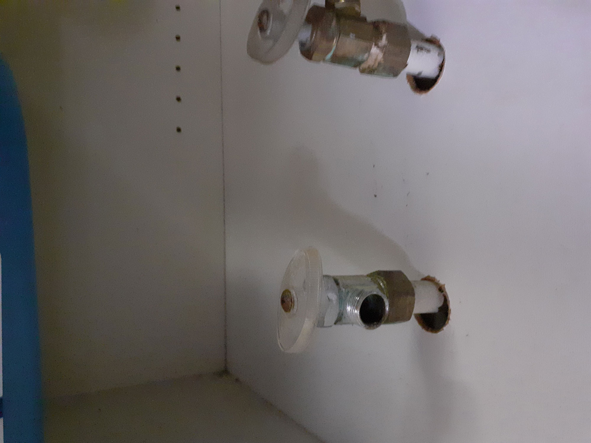 plumbing Size of outlet on my hot water valve for dishwasher supply