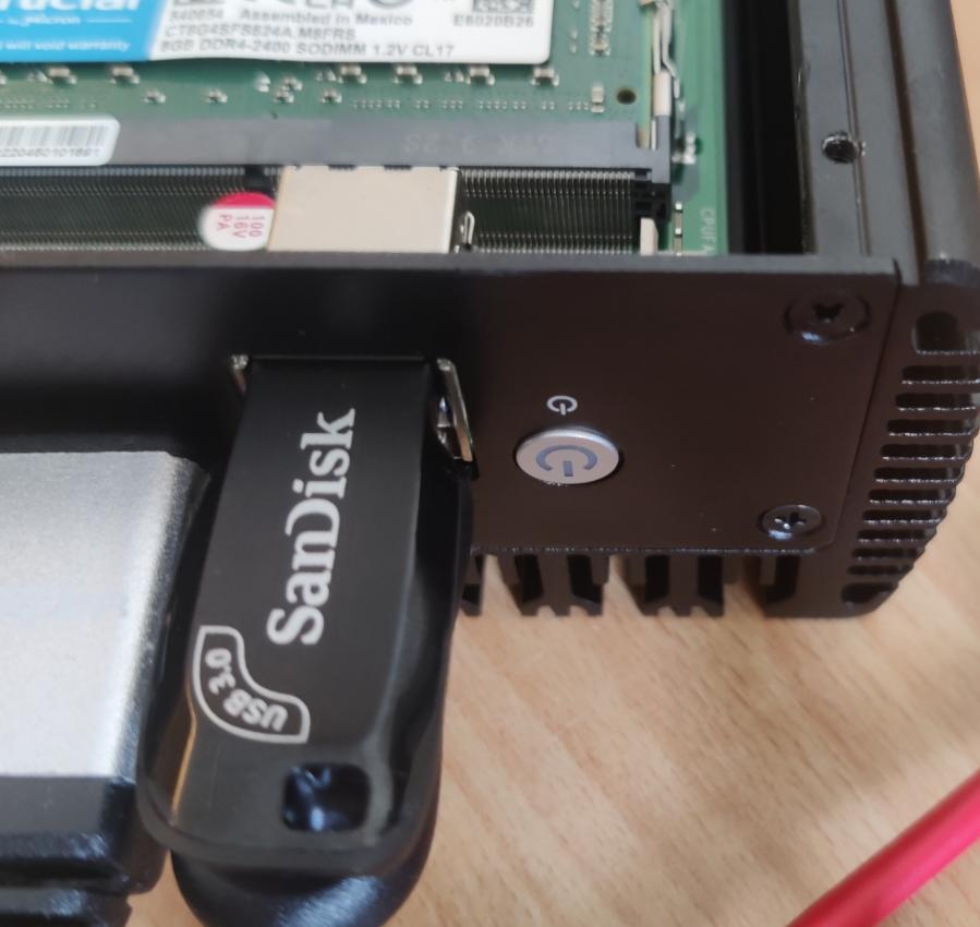 boot Mini pc won't turn on with power button, but WILL turn on using