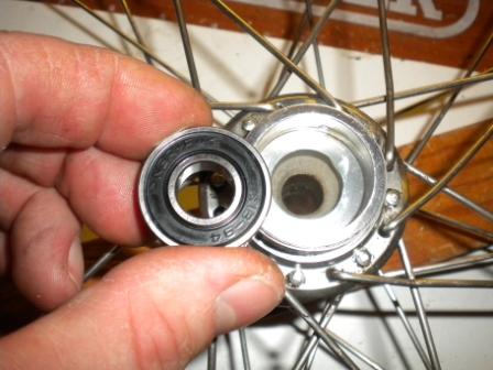 The Ultimate Guide to Bike Bearings (BB, Headsets, Forks, Hubs)