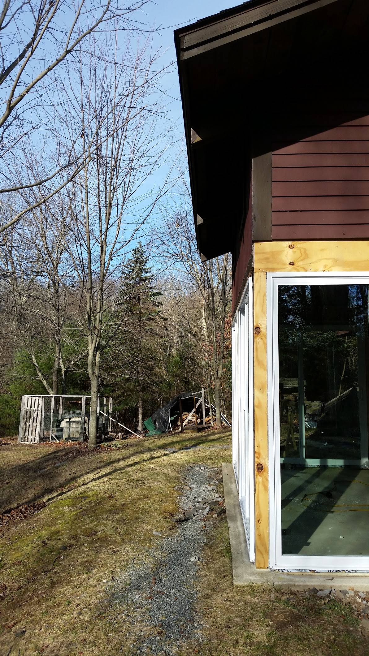 construction Water leak between sill and concrete pad Home