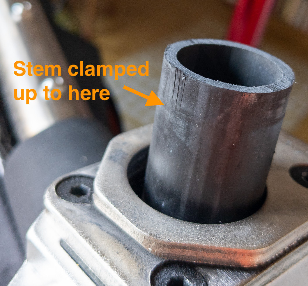 damage How should I deal with this splintered carbon steerer