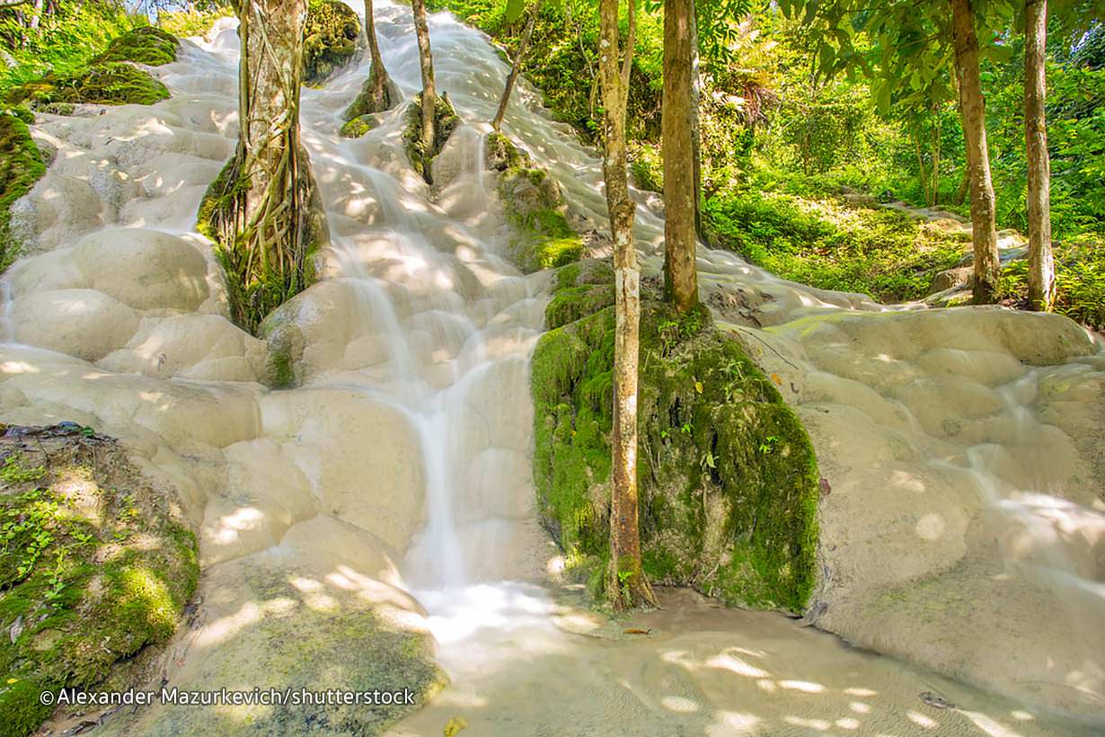 geology What caused this waterfall to have rounded formations