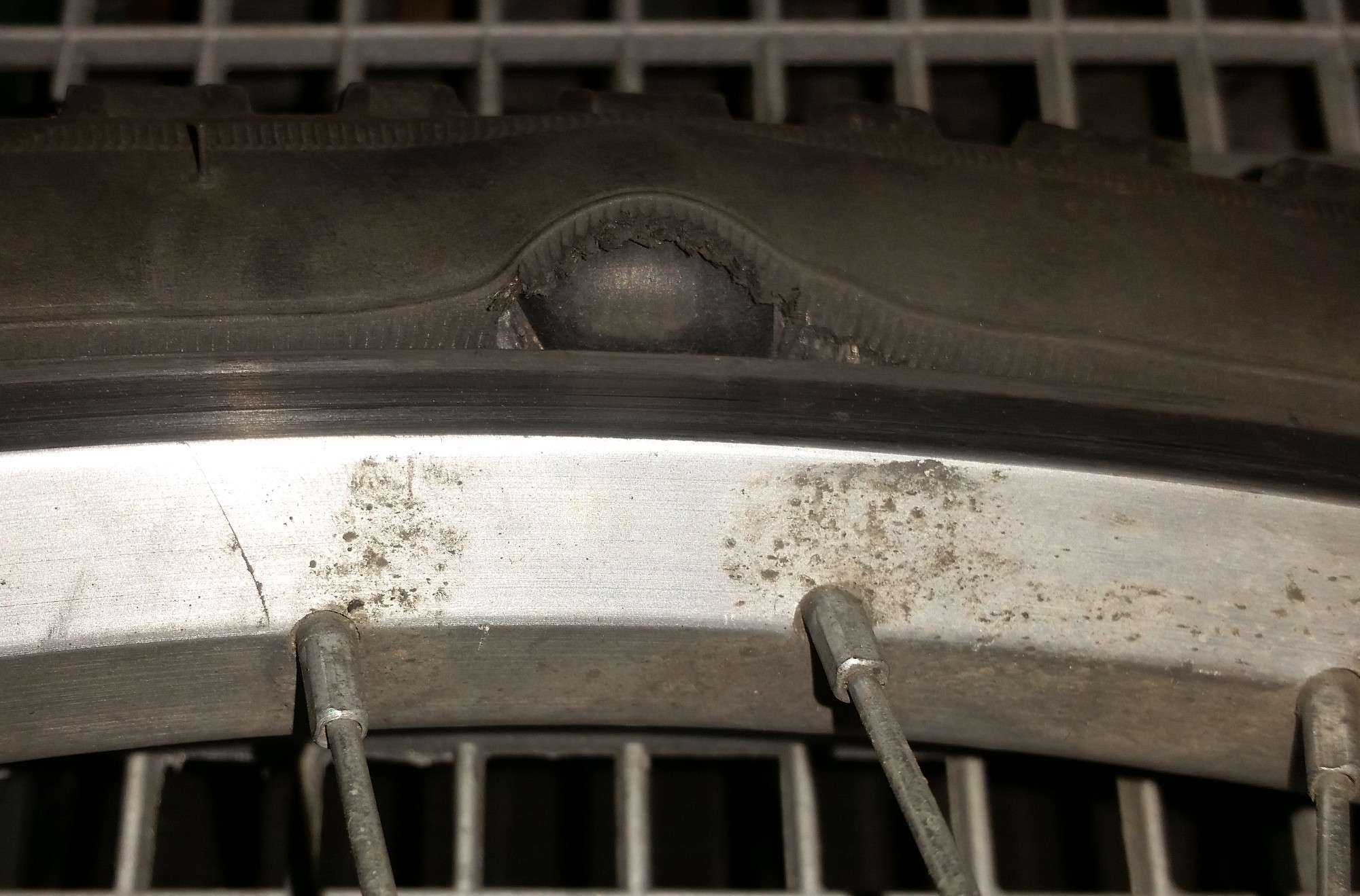 tire Rear Tyre torn at rim what was the cause? Bicycles Stack