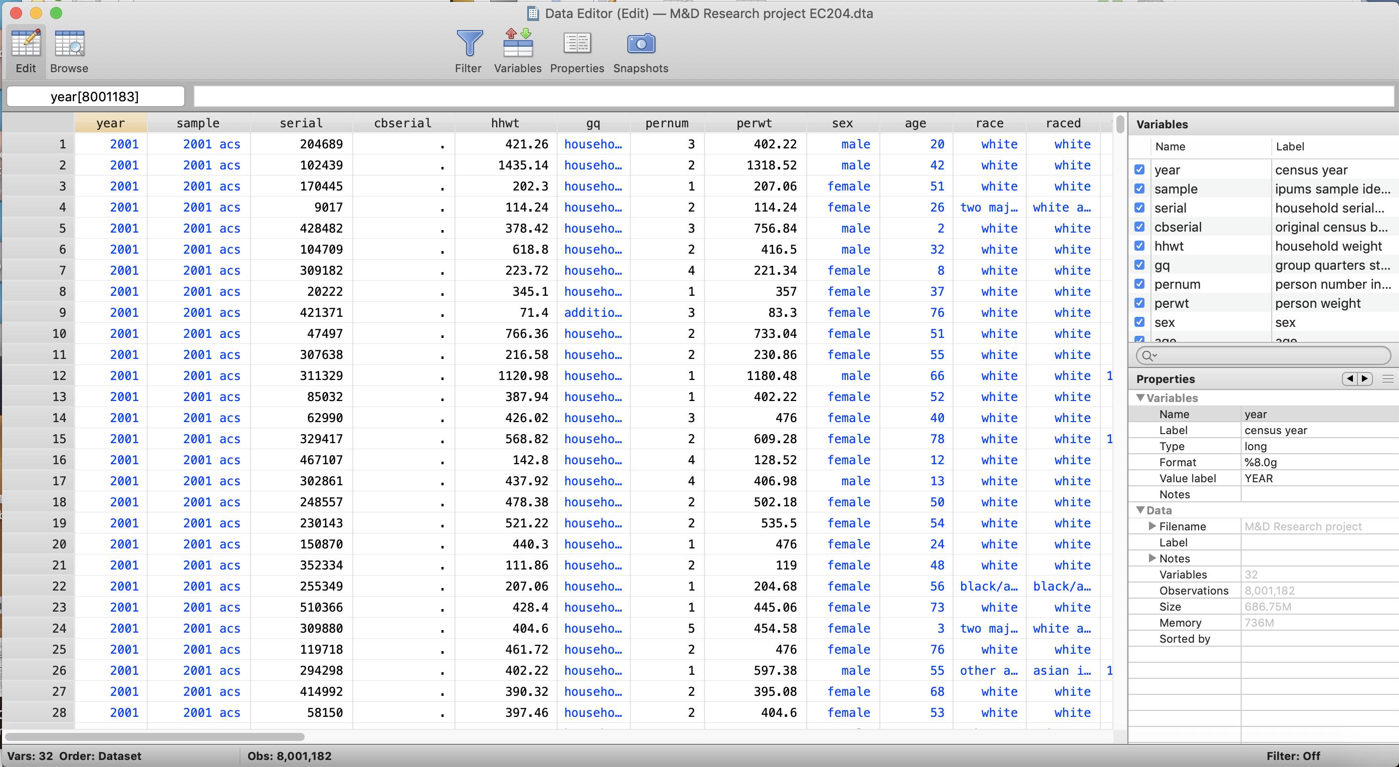 Stata Trying to merge two data sets with common year observations