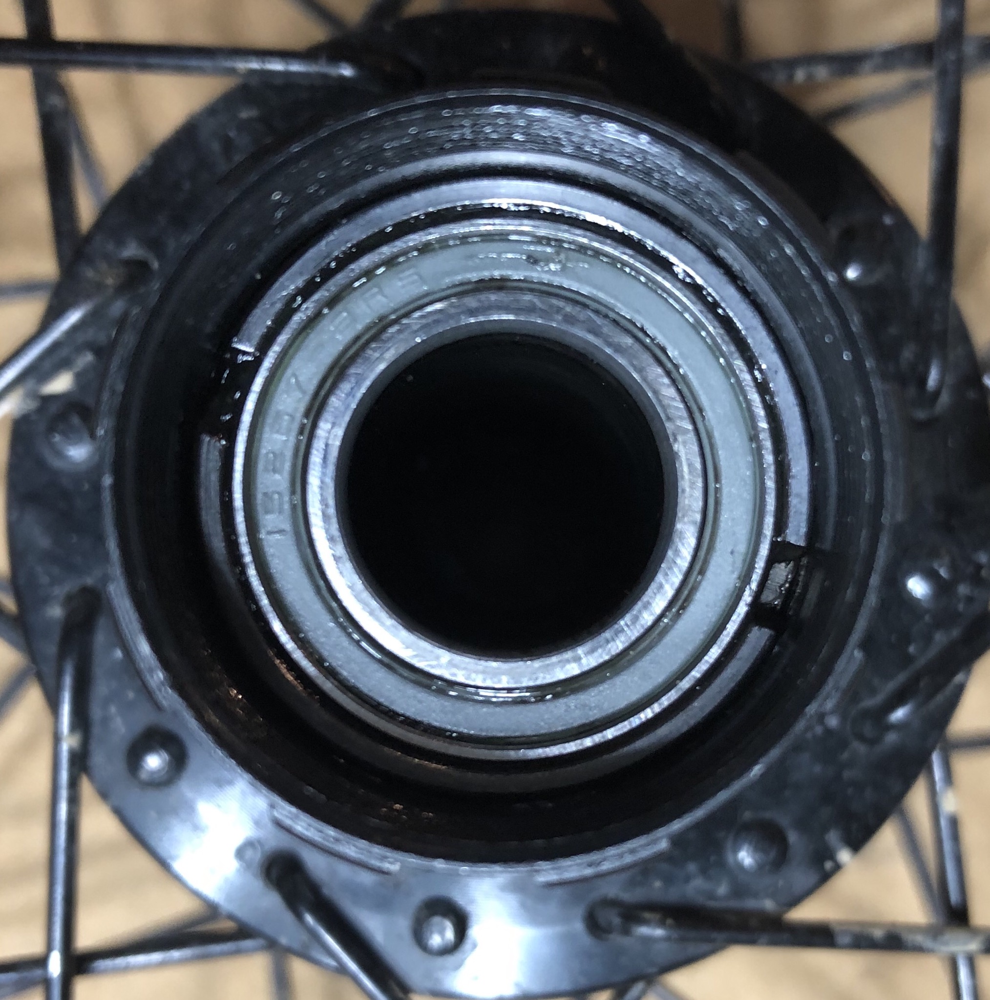 [SOLVED] Remove bearing cartridge on a Formula RX142 hub Bicycles