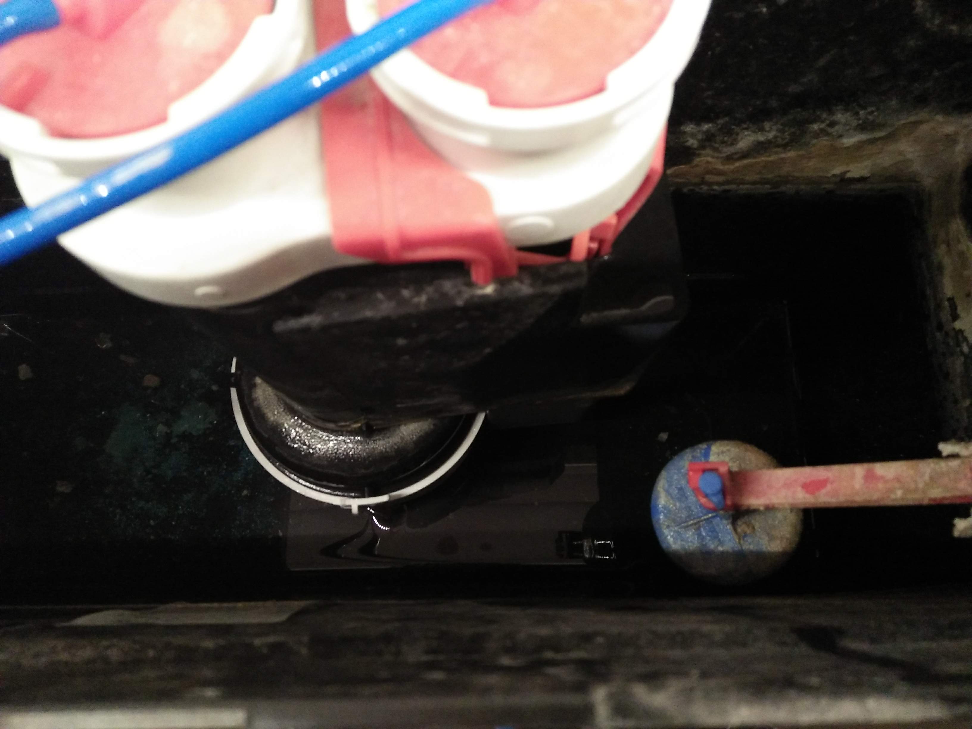 plumbing Toilet flush tank leaking into bowl unable to figure out