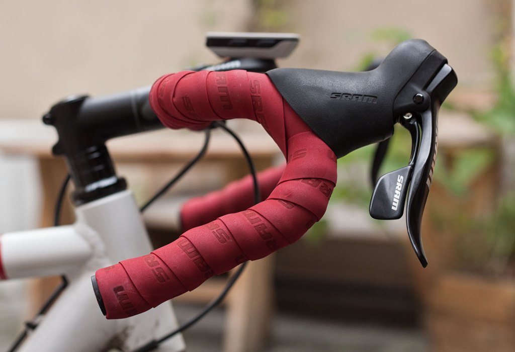 shifter Setting the Ritchey Venturemax handlebars in gravel