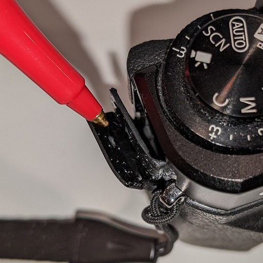 repair - What glue should I use to fix a broken USB port cover on a