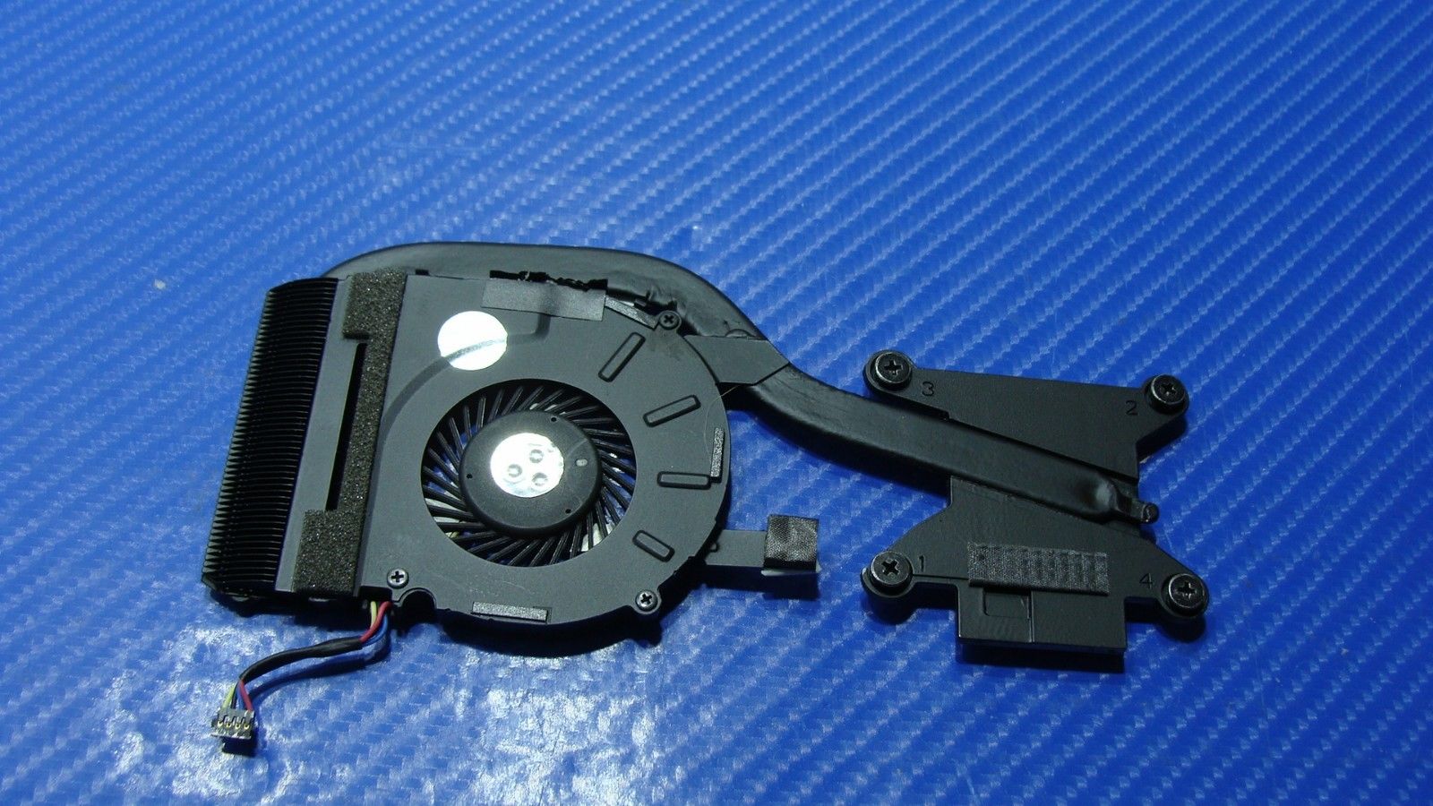 power supply Confused on how to wire a Laptop Heatsink/Fan