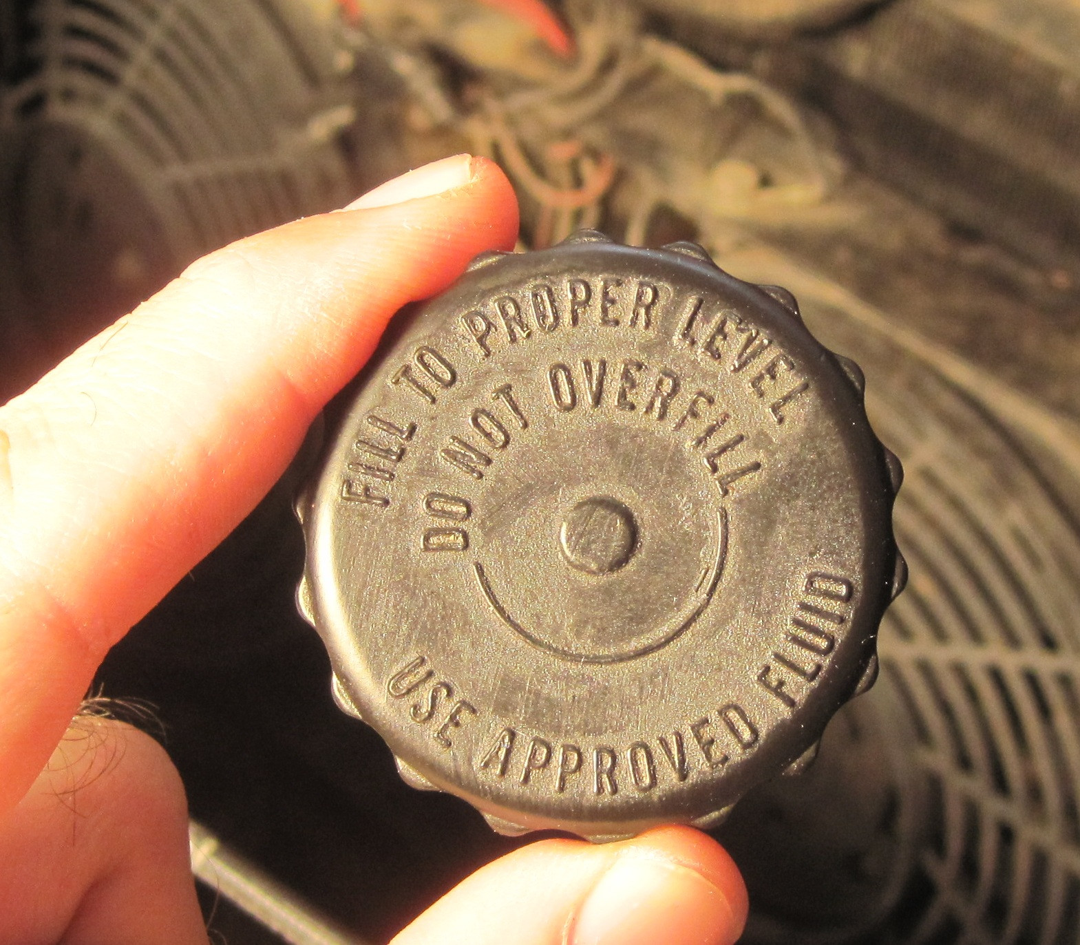 part identification Is this reservoir for power steering fluid? (1989