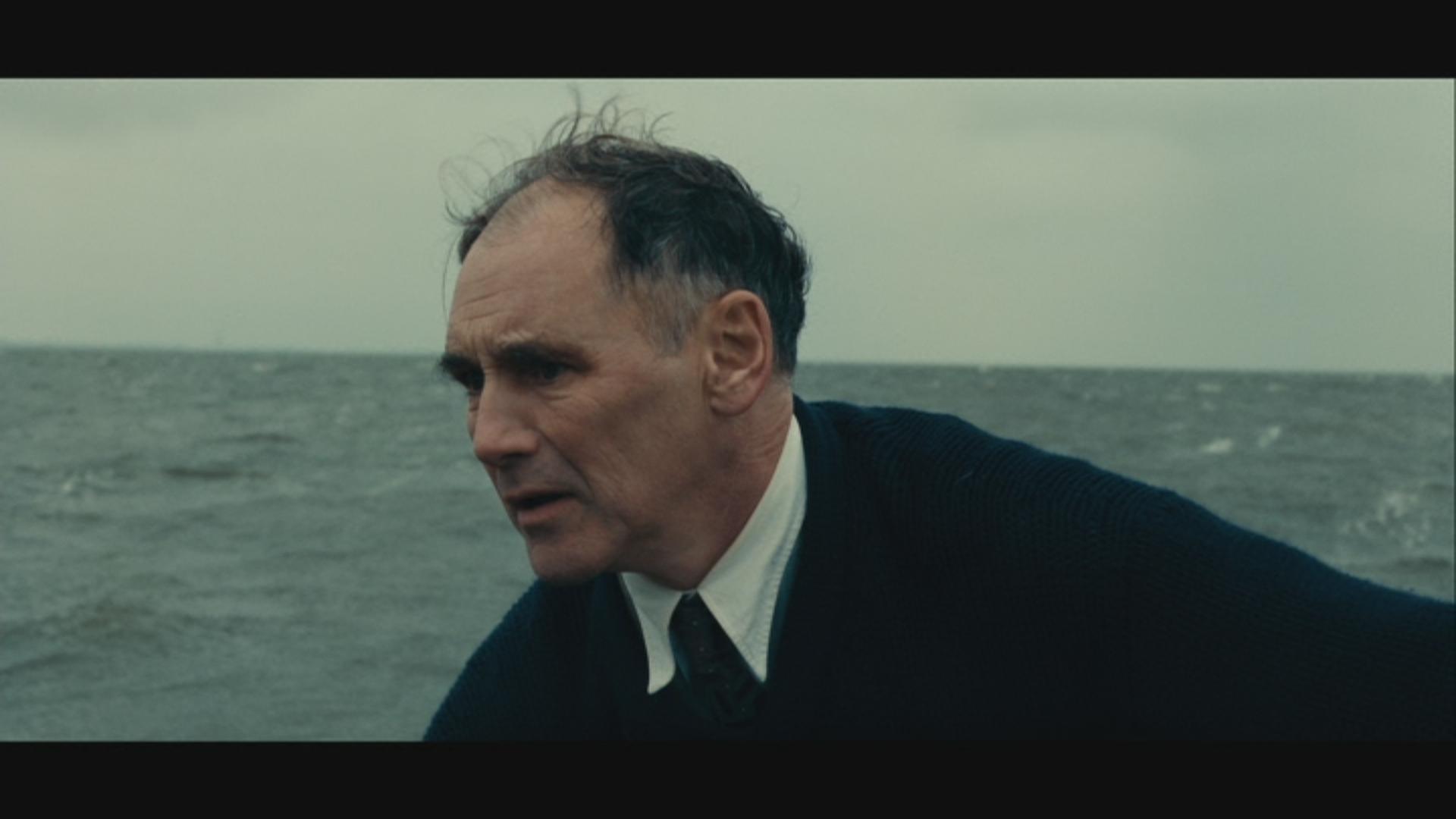 [Answered] Why do I have scenes without black bars and with black bars