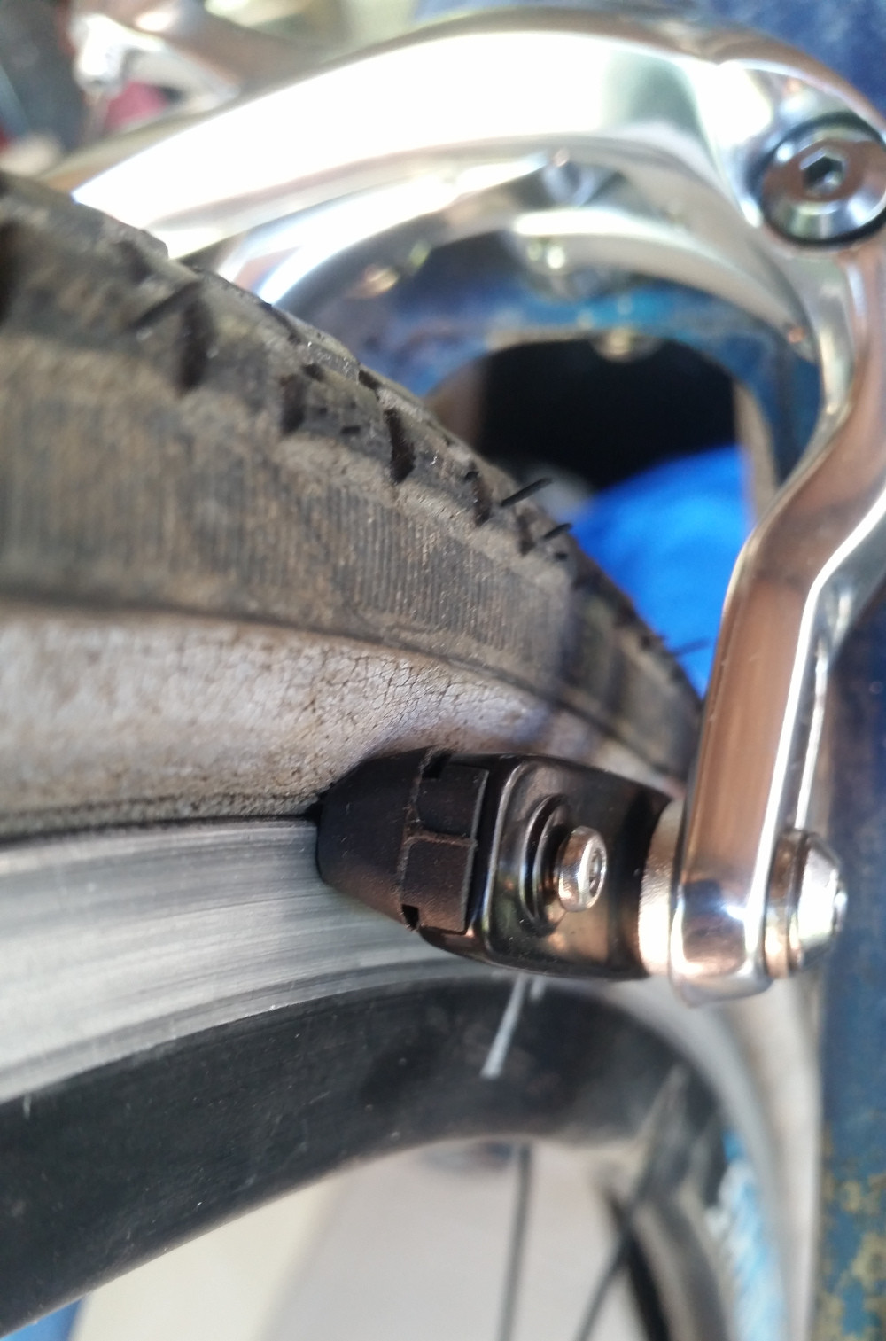 rims How do I know if I can replace the 27 inch wheels with 700c