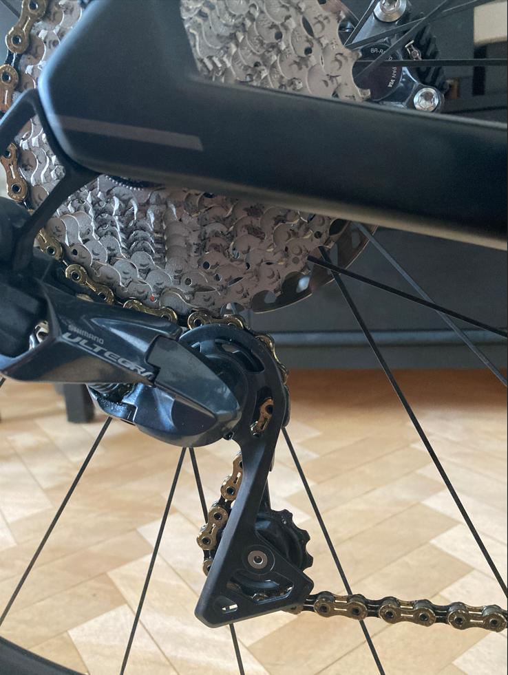 css iOS 12 cordova app SVG as webkitmaskimage shows strange border