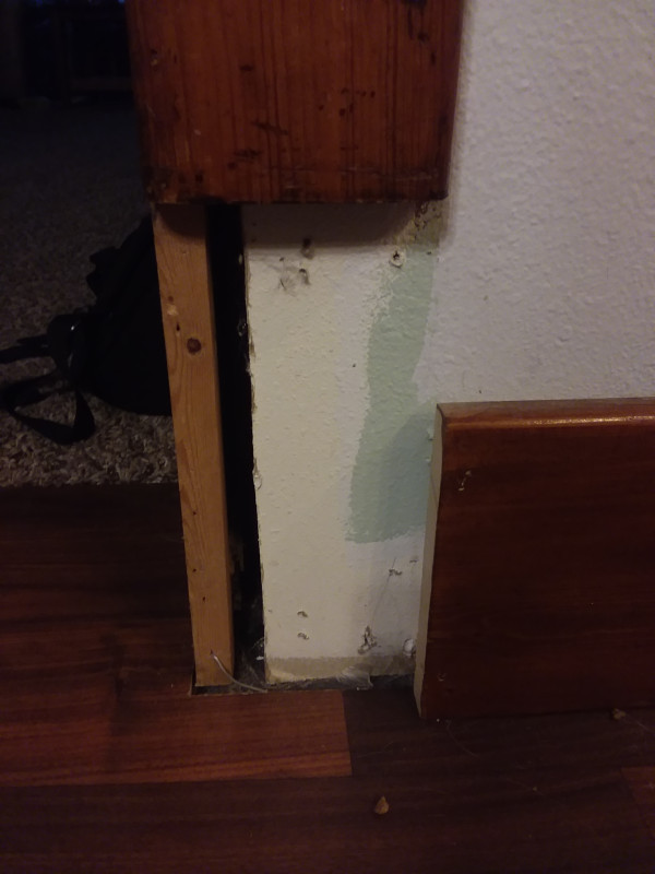 Drywall Best way to reattach this molding to the drywall Love