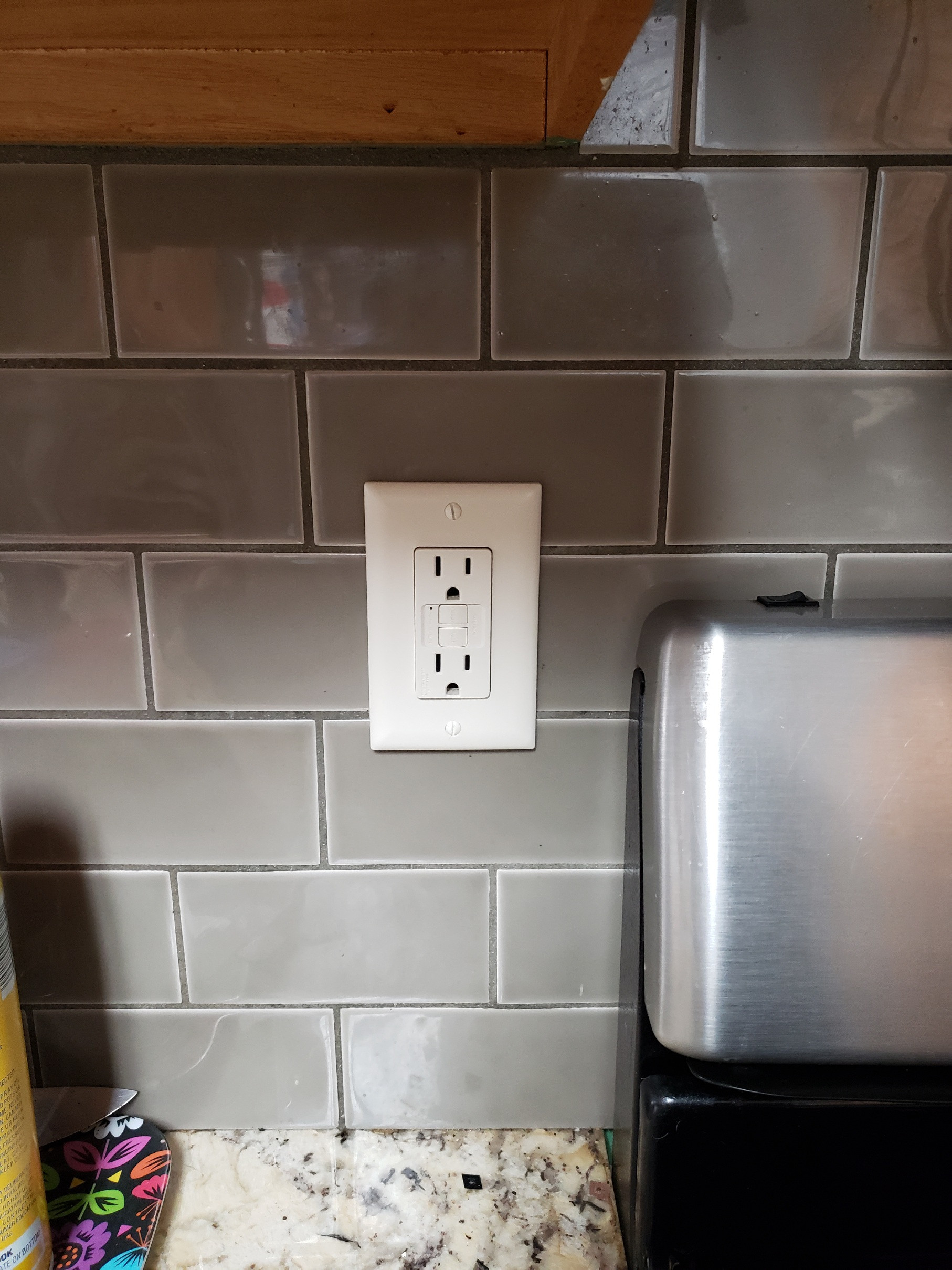 electrical Oven warmer trips GFCI and bake element doesn't work