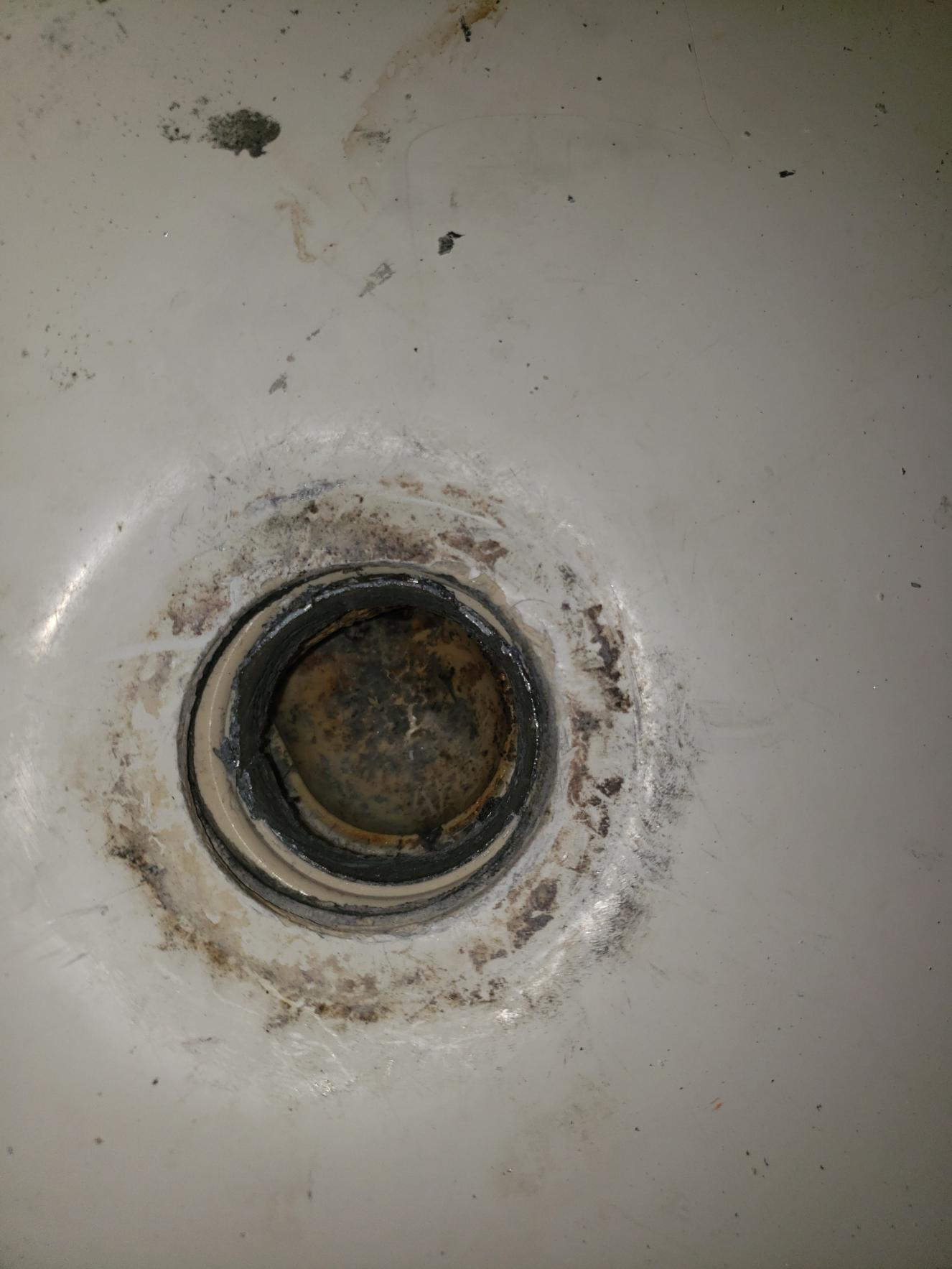 plumbing How to remove a broken tub drain Home Improvement Stack