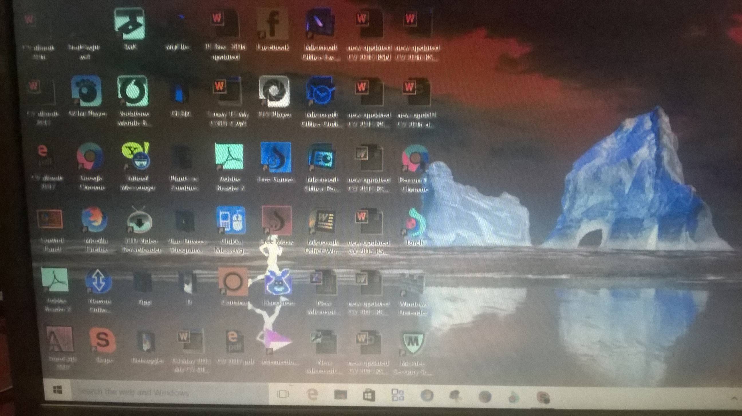 laptop - Samsung LCD screen flickering and inverted color - Super User