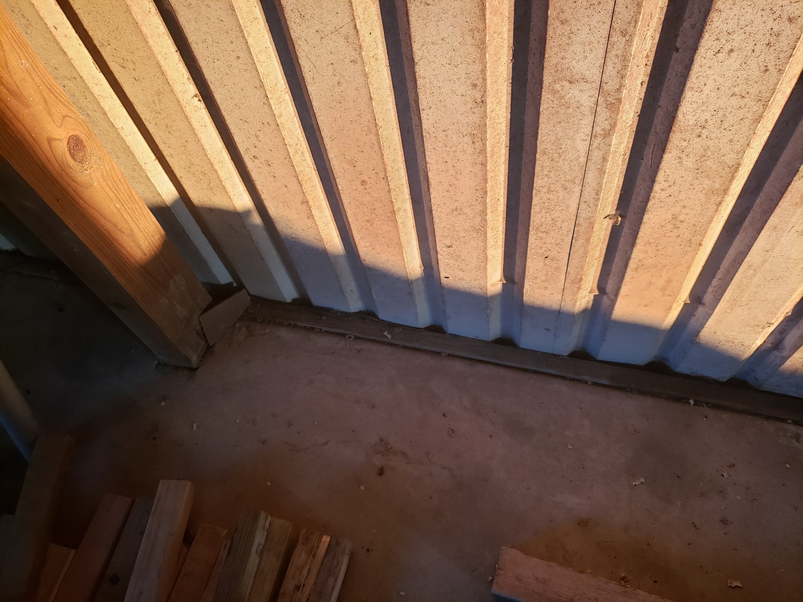 How to fix barn wall gaps at foundation and wall joint Home
