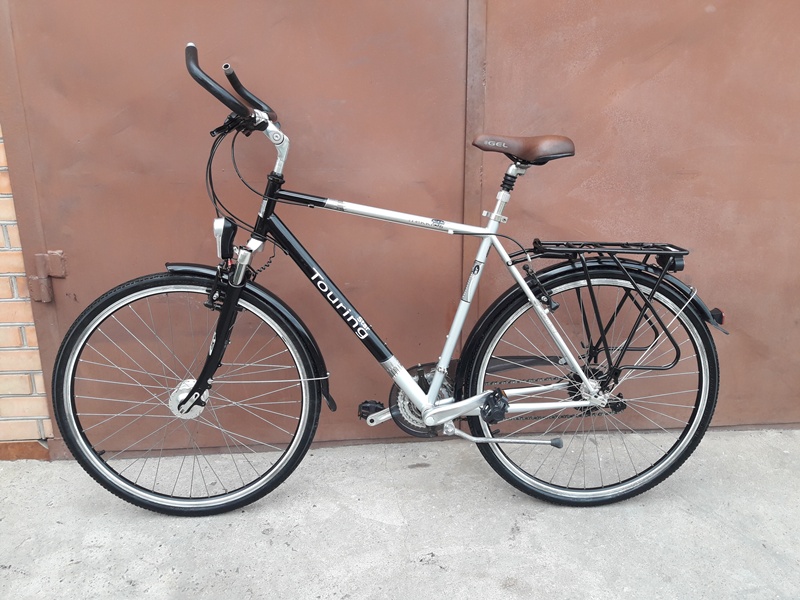 ergonomics Can I install an upright handlebar (curved towards me) on