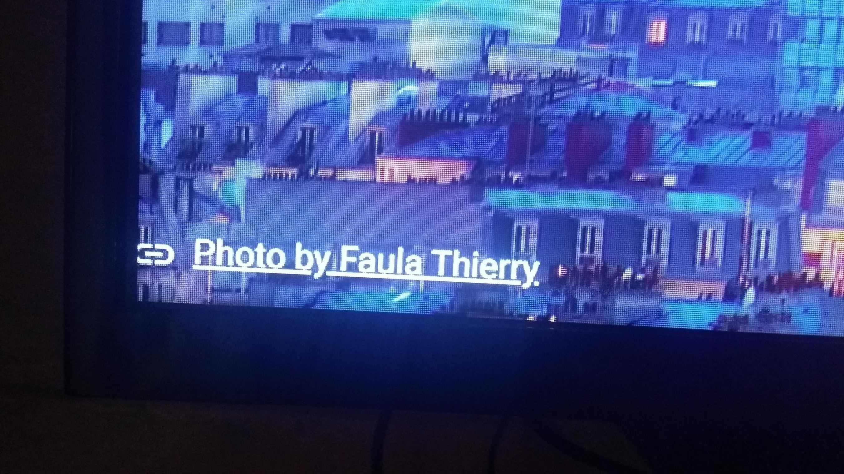 display content on all 4 sides of my Sony TV are cut off when