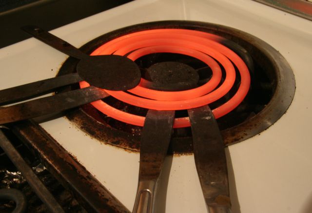heat Can an electric stovetop burner be damaged from prolonged use