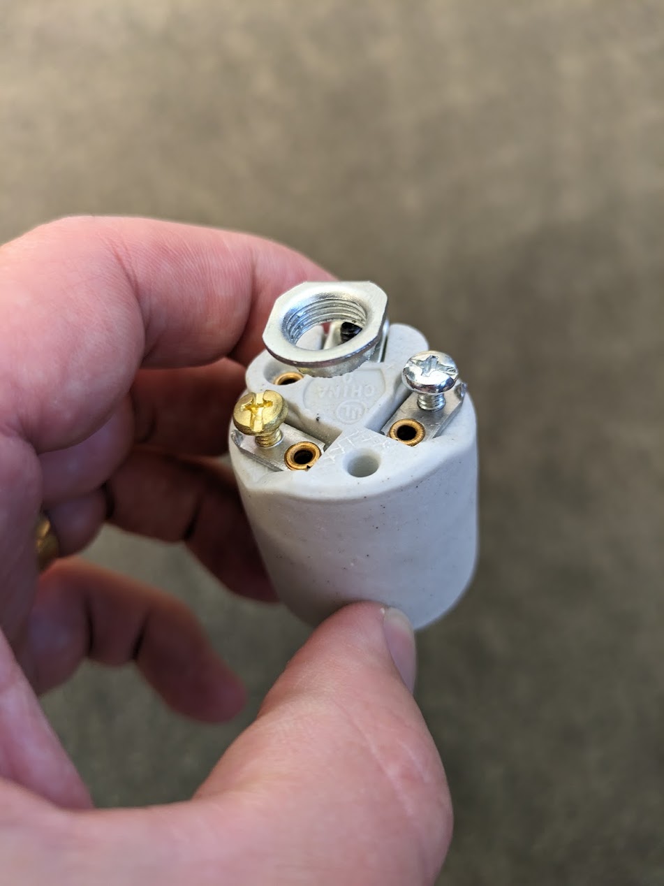 Replacing recessed lighting socket Home Improvement Stack Exchange