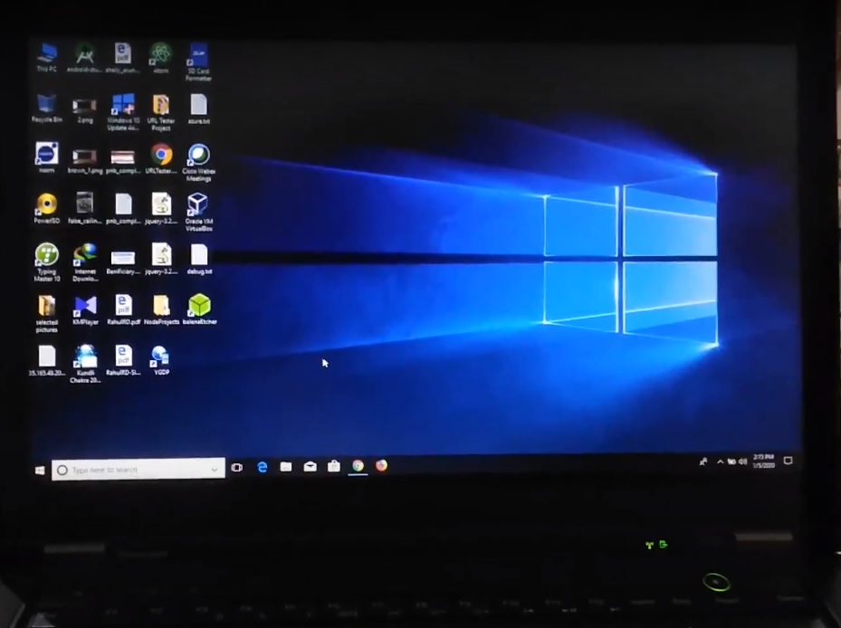 Lenovo ThinkPad T430 shows blank semitransparent screen randomly Super User