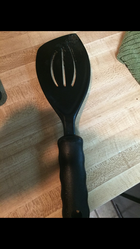equipment Where can I find this exact spatula, with a short handle