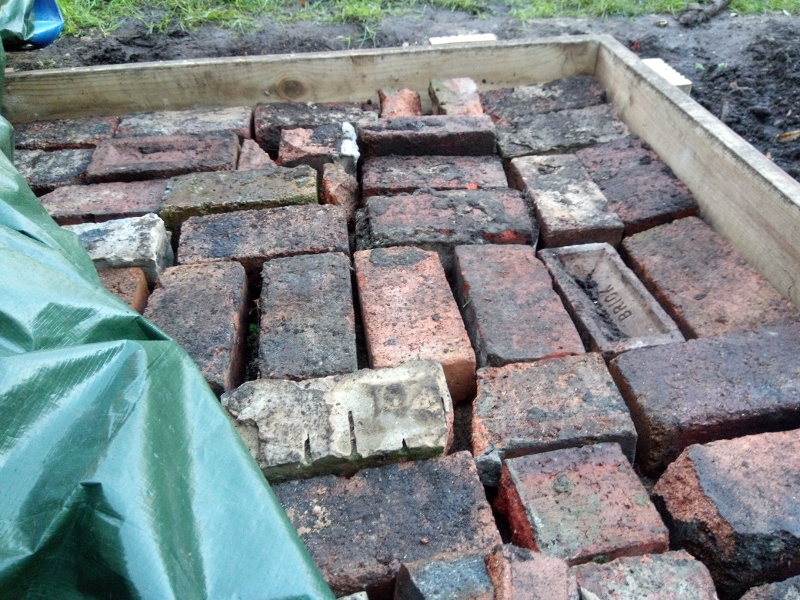Will this arrangement of bricks be a good base for a concrete floor for