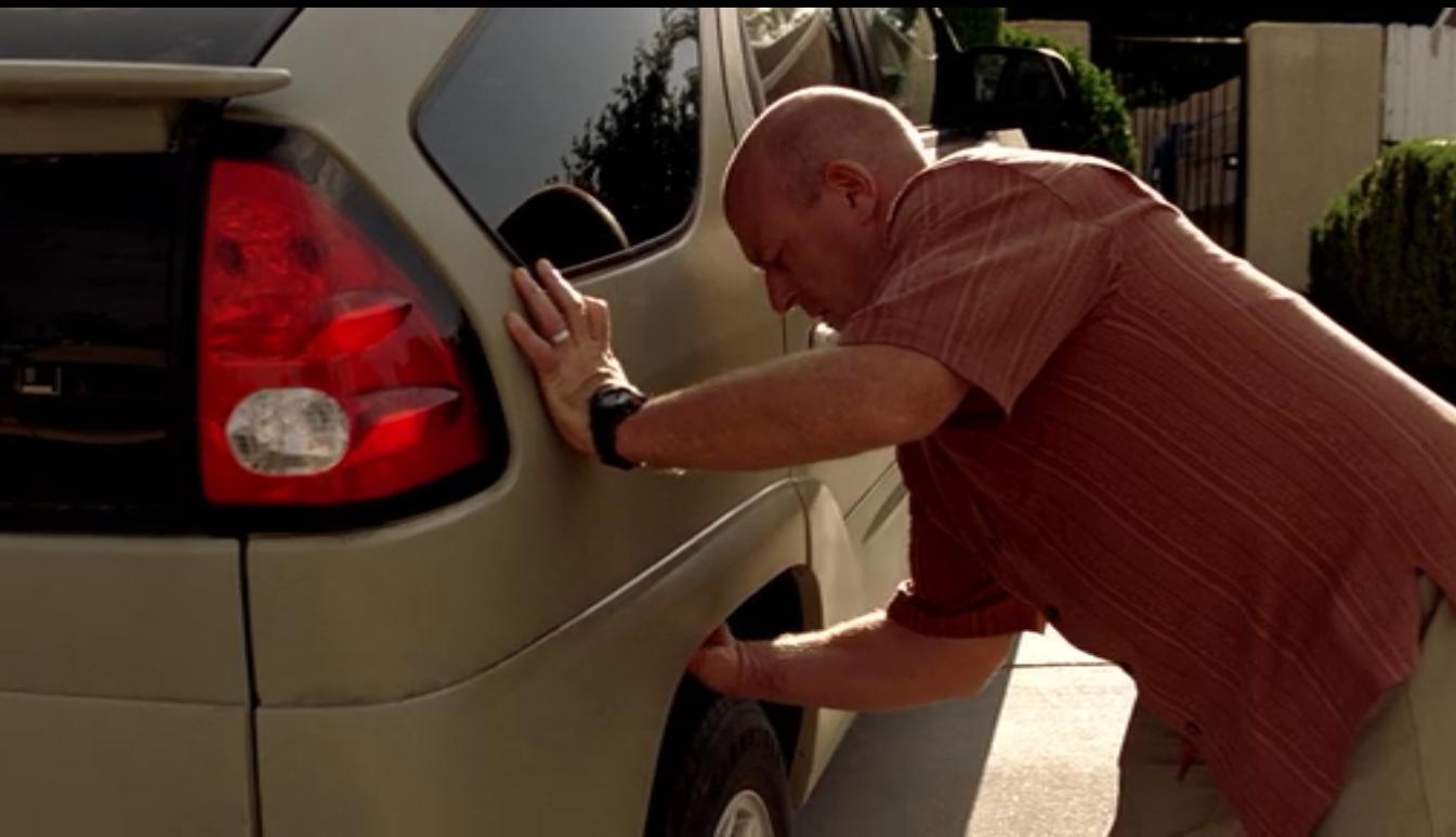 breaking bad What did Hank find under Walt's car in S2E2 (Grilled