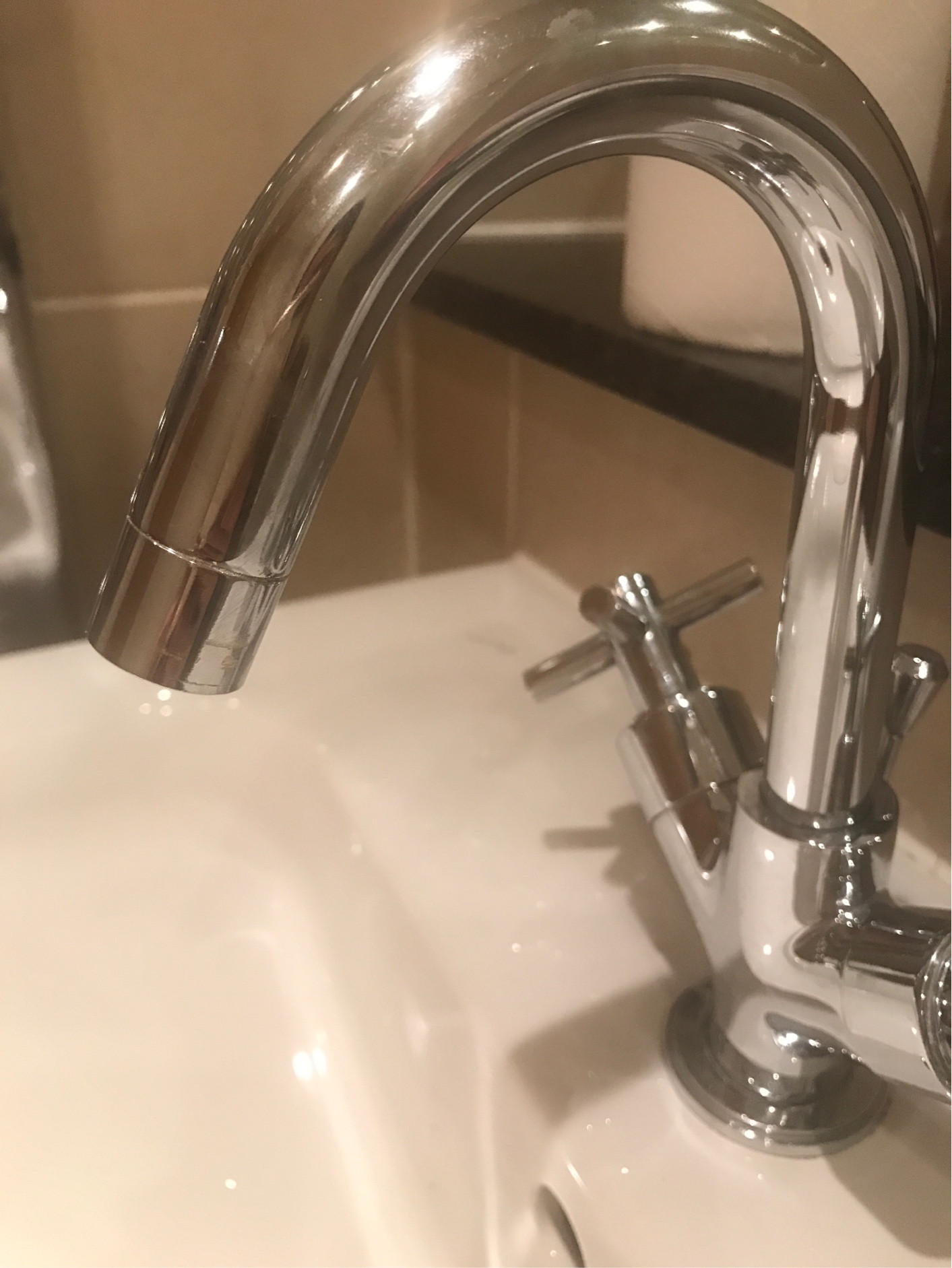 Plumbing Is this a threaded tap? If so, what is the best way to