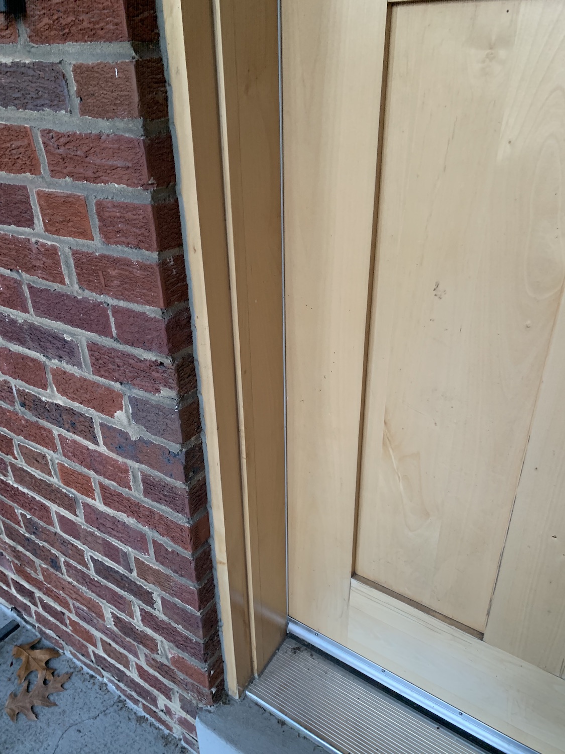 measurement Storm door on odd sized frame Home