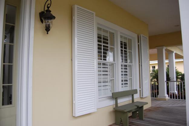 terminology Alternative to phrase "Plantation shutters"? English