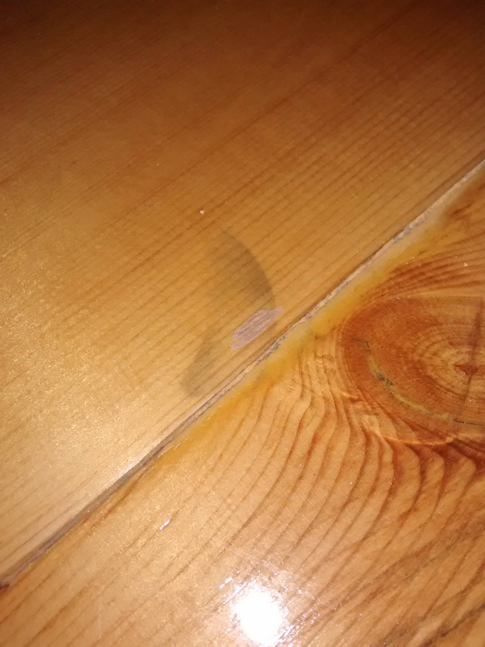 wood Polyurethane on damaged floor isn't creating smooth surface