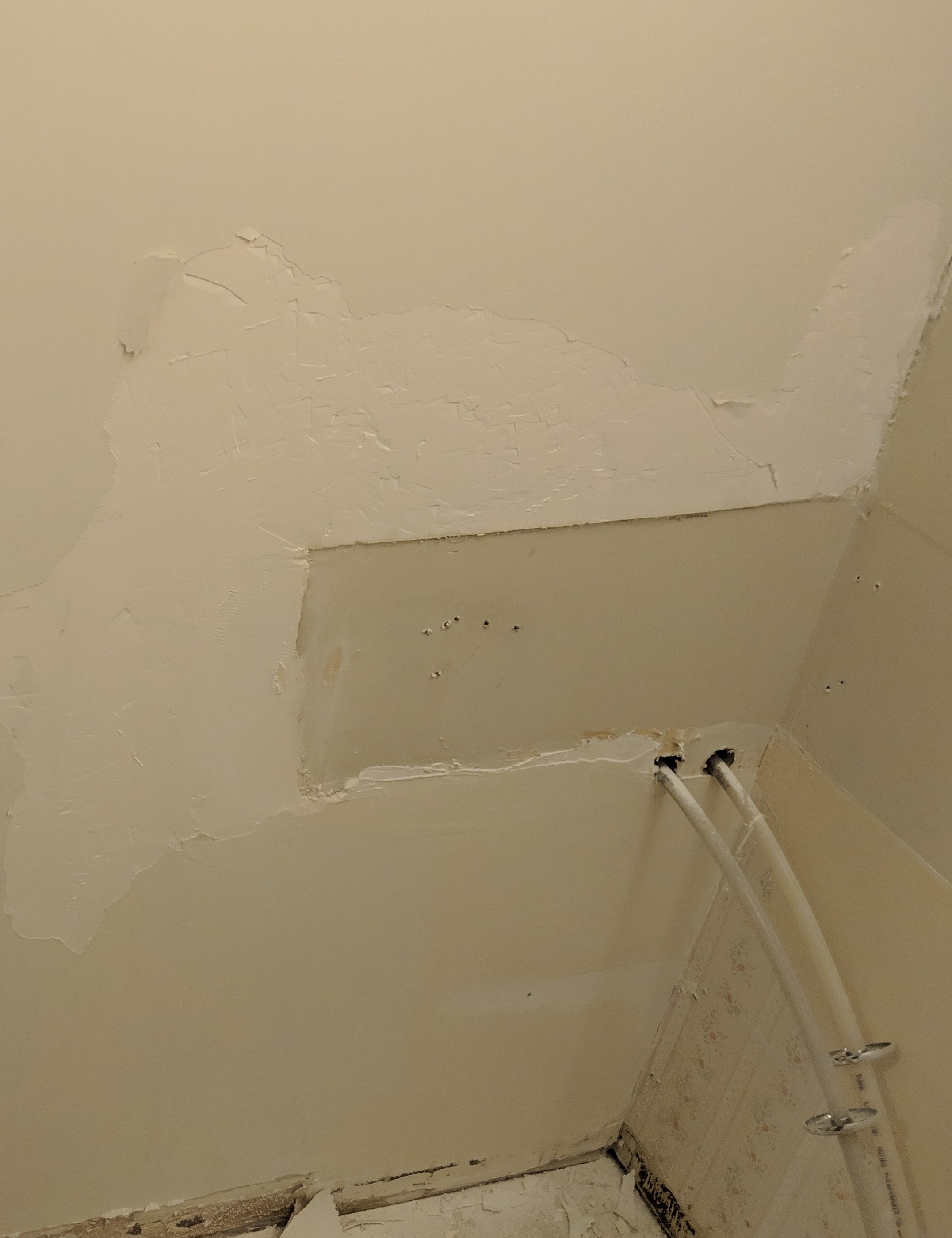 drywall Can I use spackling paste to "rebuild" part of the wall
