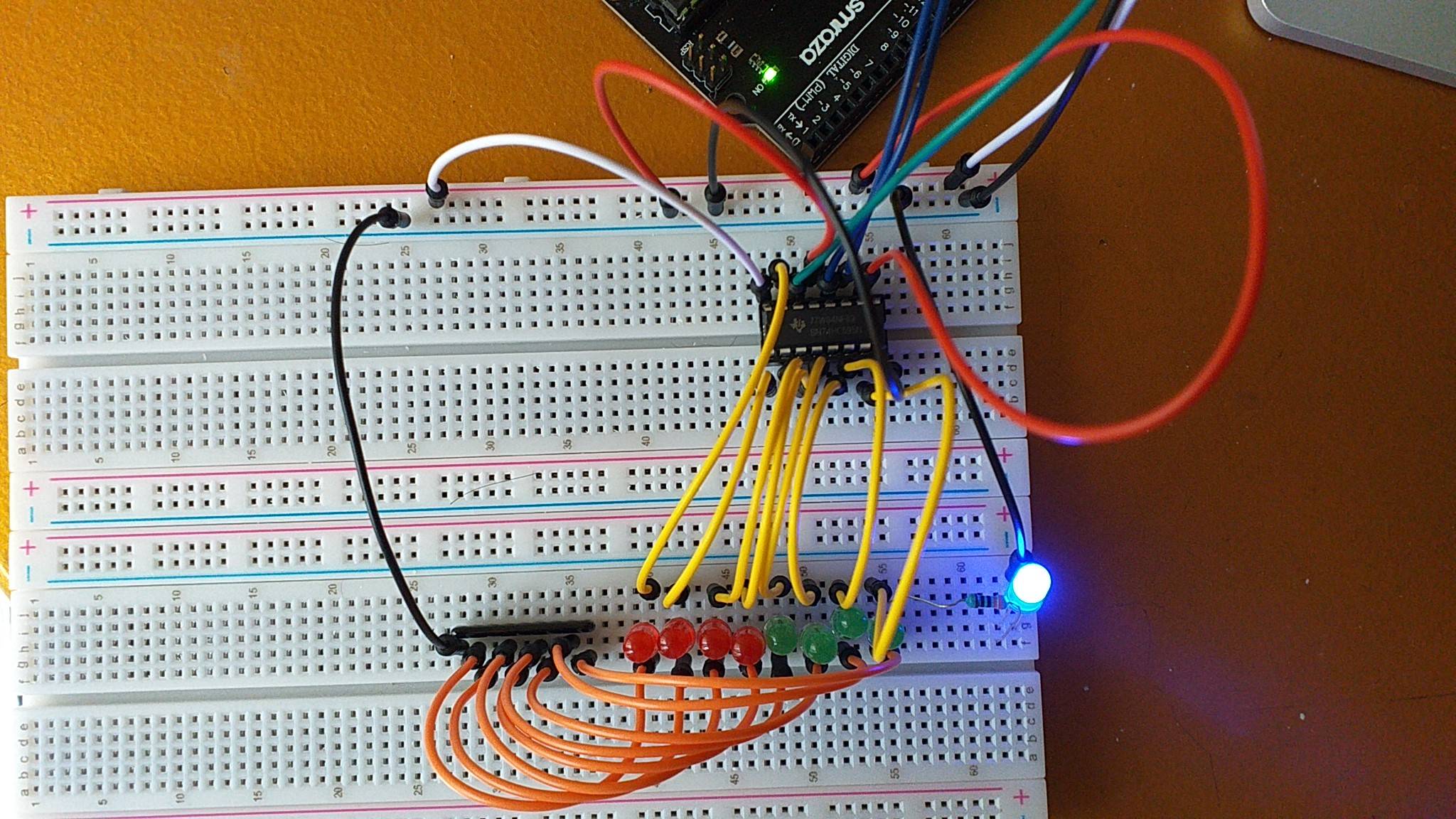 arduino uno LEDs not lighting up even though current is flowing