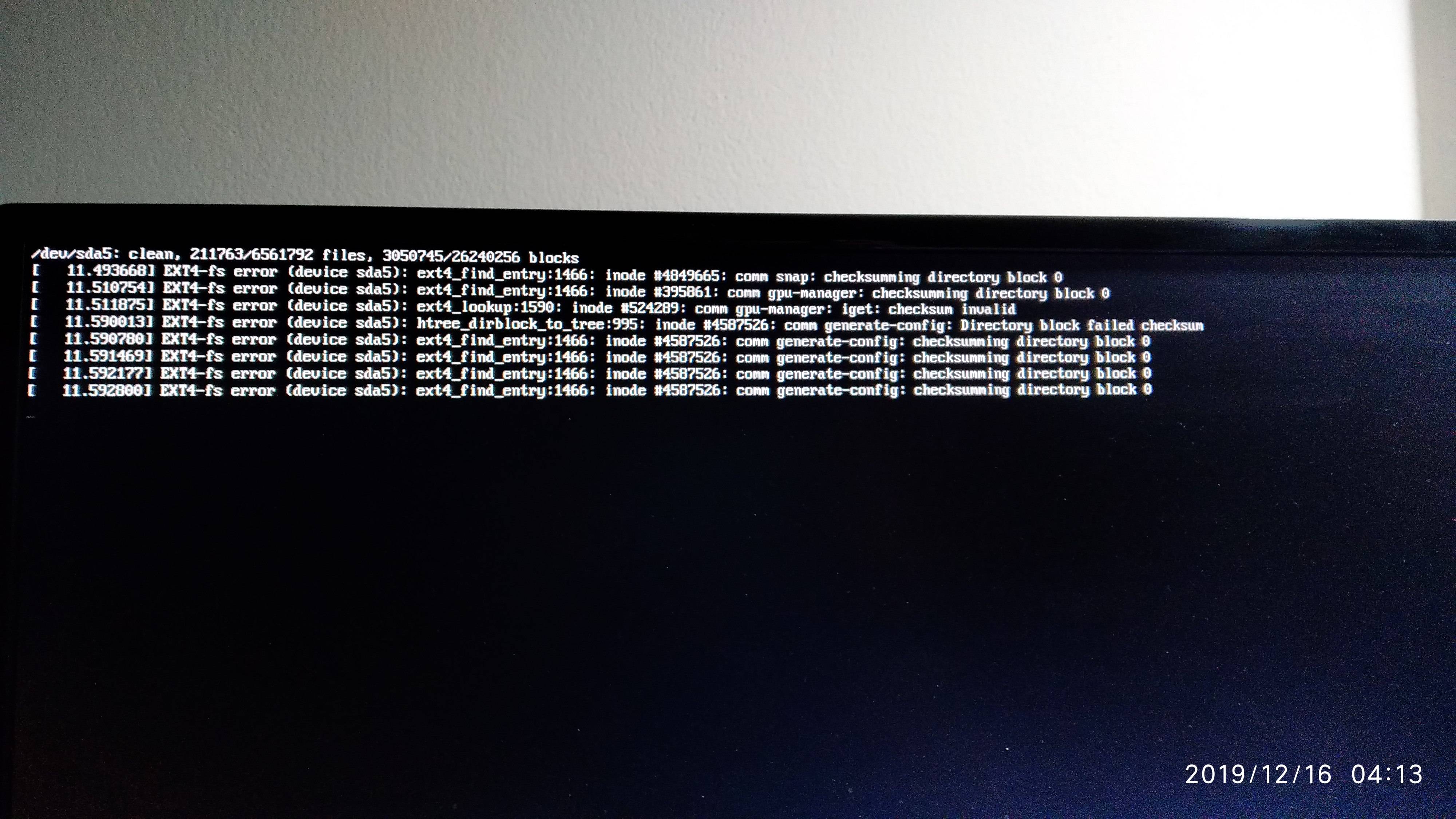 After insert plug&play Bluetooth dongle, ubuntu 18.04 EXTfs error shows and continues there