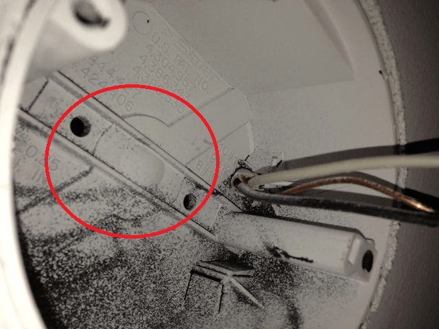 lighting How can I tell if a ceiling box will support a real light