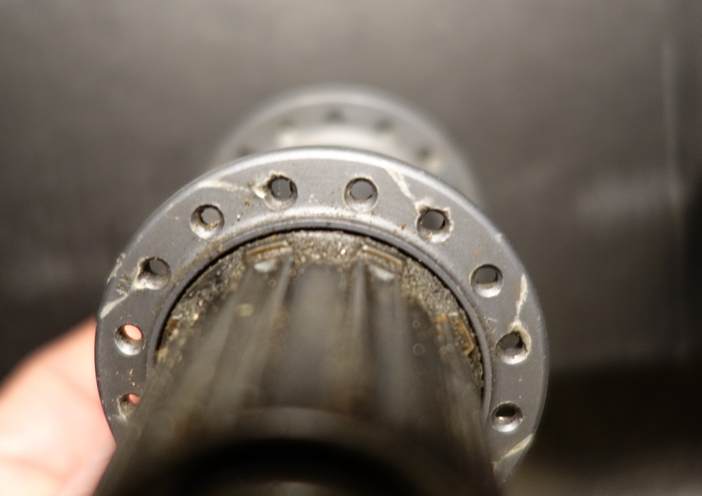 Wheel Building Should key spoke be inside or outside flange? Bicycles Stack Exchange